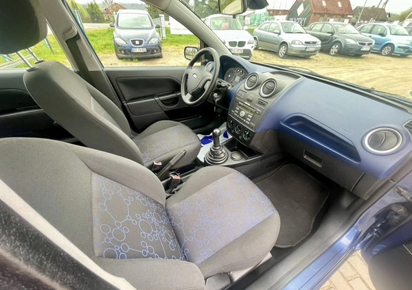 Ford Fiesta cena 7900 przebieg: 185300, rok produkcji 2006 z Lębork małe 92